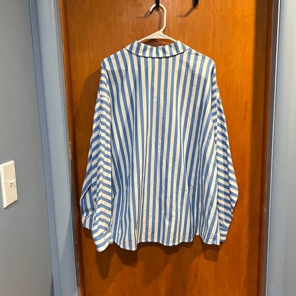 Vineyard Vines Blue & White Striped Button-Up Shirt – Size 24, New Without Tags - Picture 4 of 4